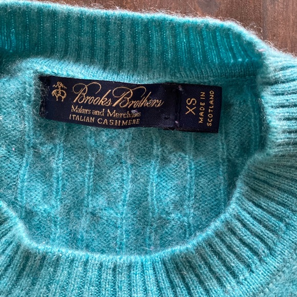 Brooks Brothers Italian Cashmere Sweater - Picture 2 of 7